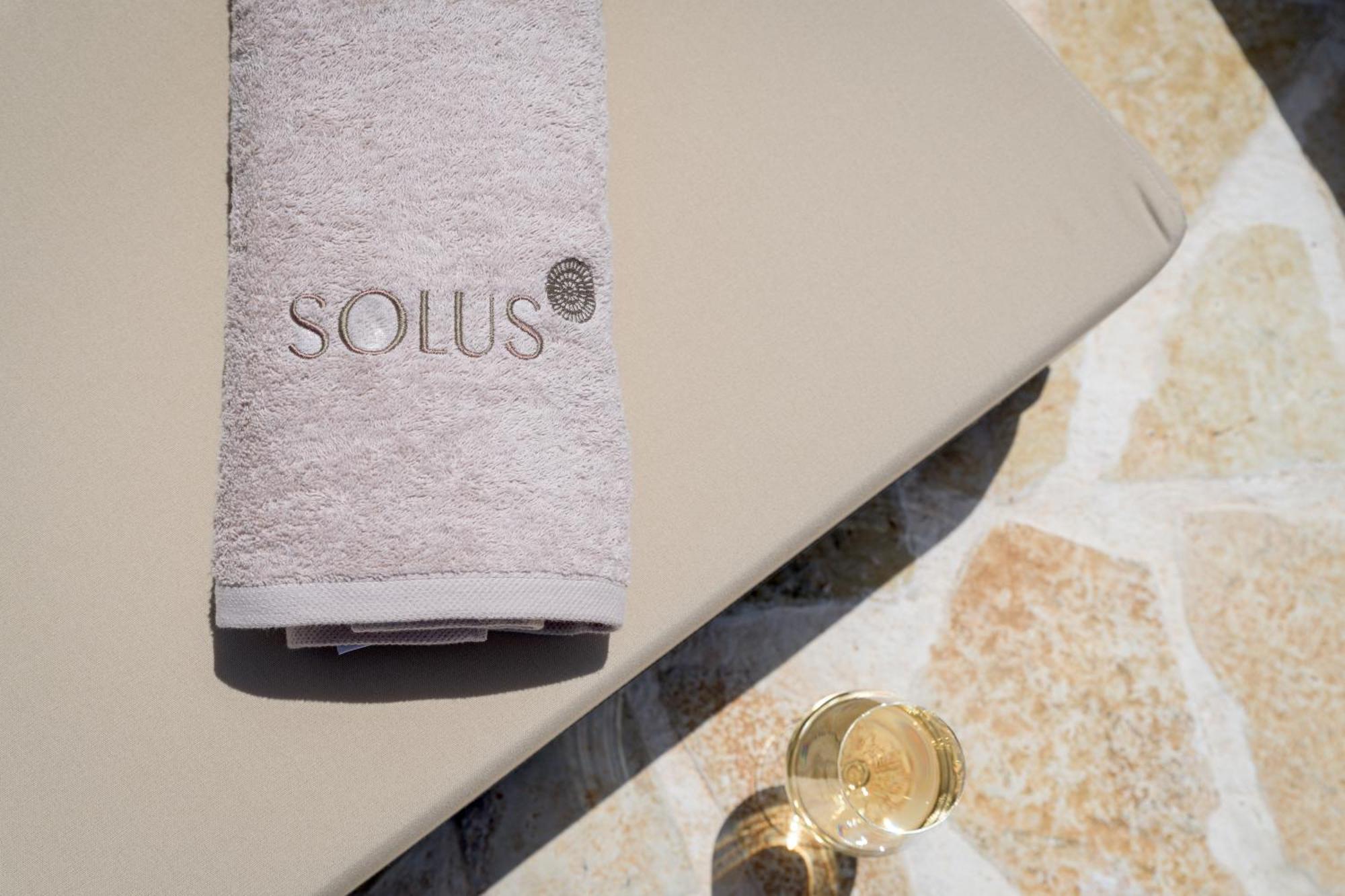 Solus Suites Milos Adamantas Eksteriør billede